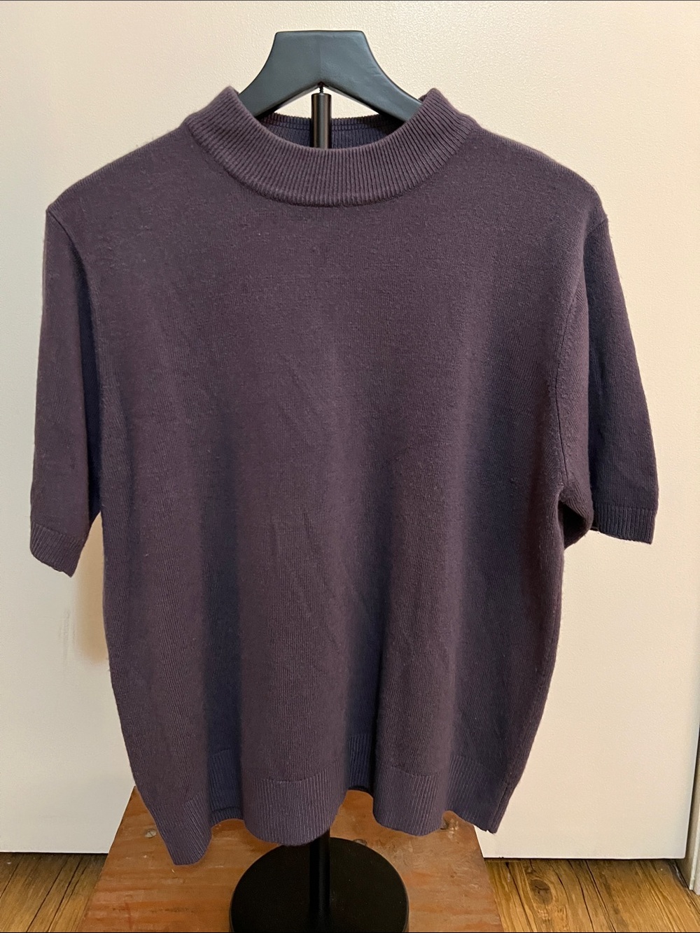 Women’s Short-Sleeve Crew Neck Sweater - Dark Plum